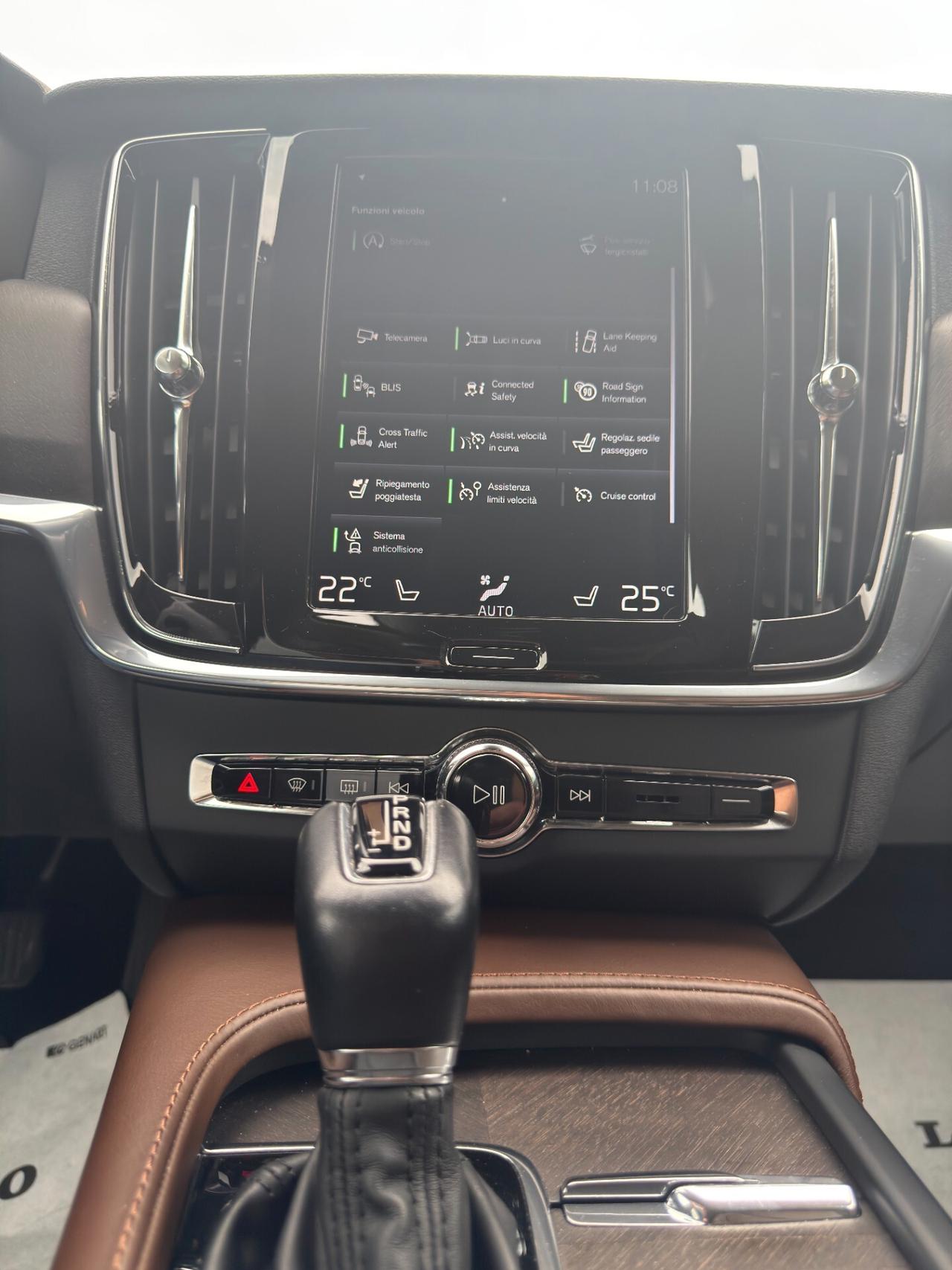 Volvo V90 Cross Country V90 Cross Country D4 AWD Geartronic Pro