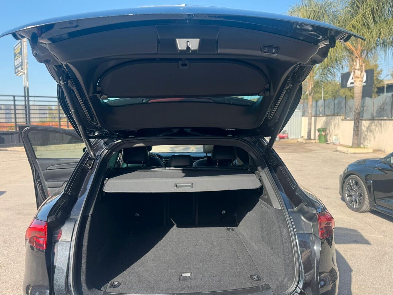 Maserati Grecale MHEV 300 CV AWD GT