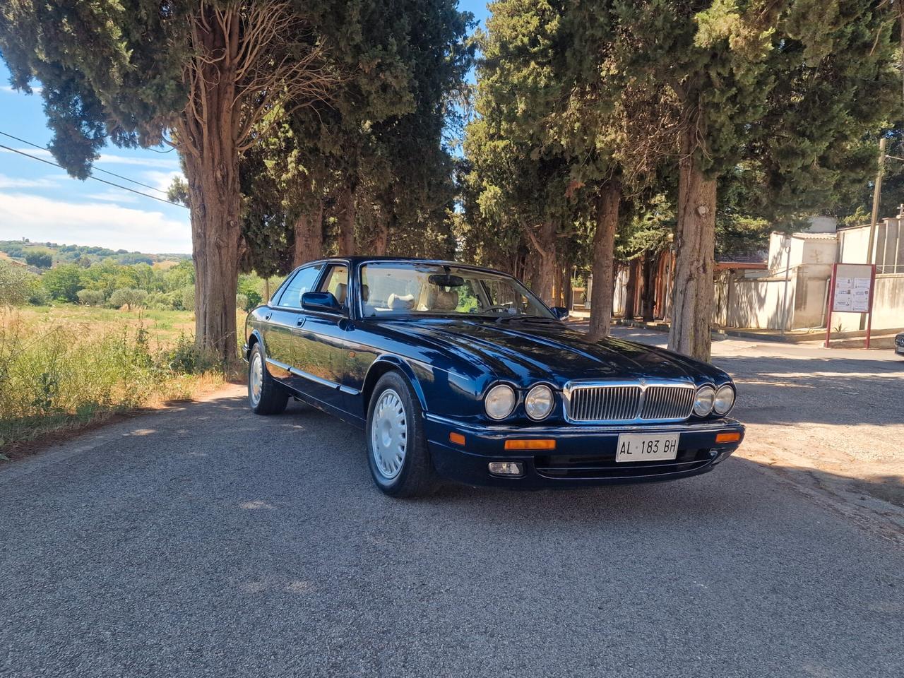 Jaguar XJ XJ6 3.2 Cambio Manuale - Book Service
