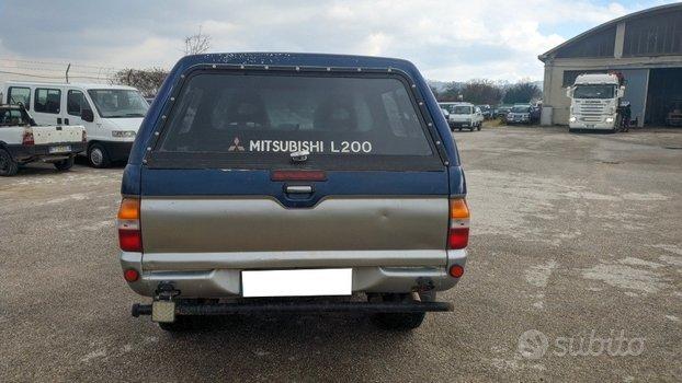 Mitsubishi L200 2.5 TDI 4WD 100CV Cabina Doppia R/D LOCK