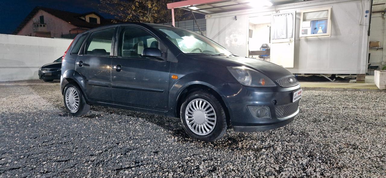 Ford Fiesta 1.2 16V 5p. Titanium 130000km 5p.