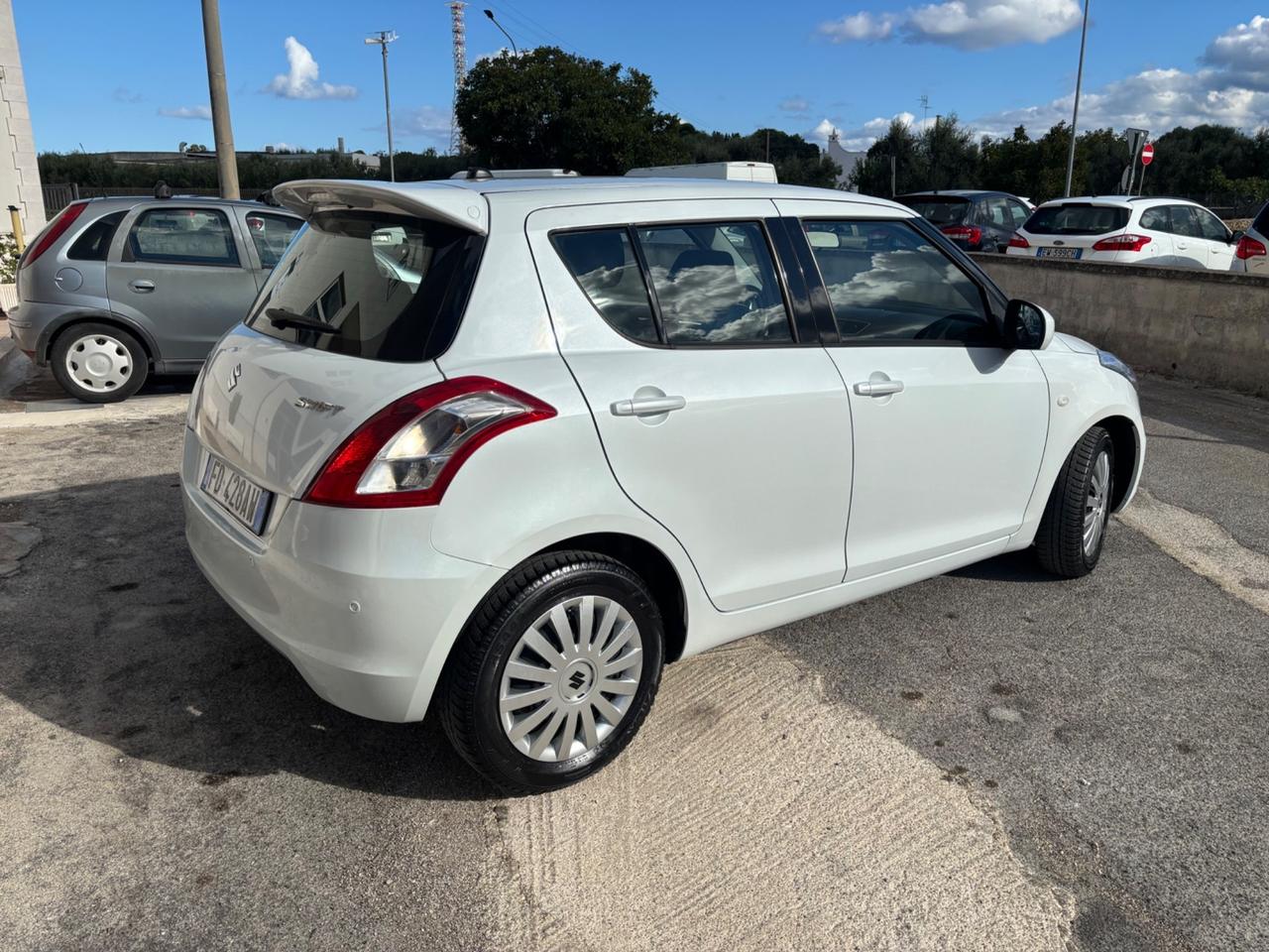 Suzuki Swift 1.2 VVT 5 porte B-Cool