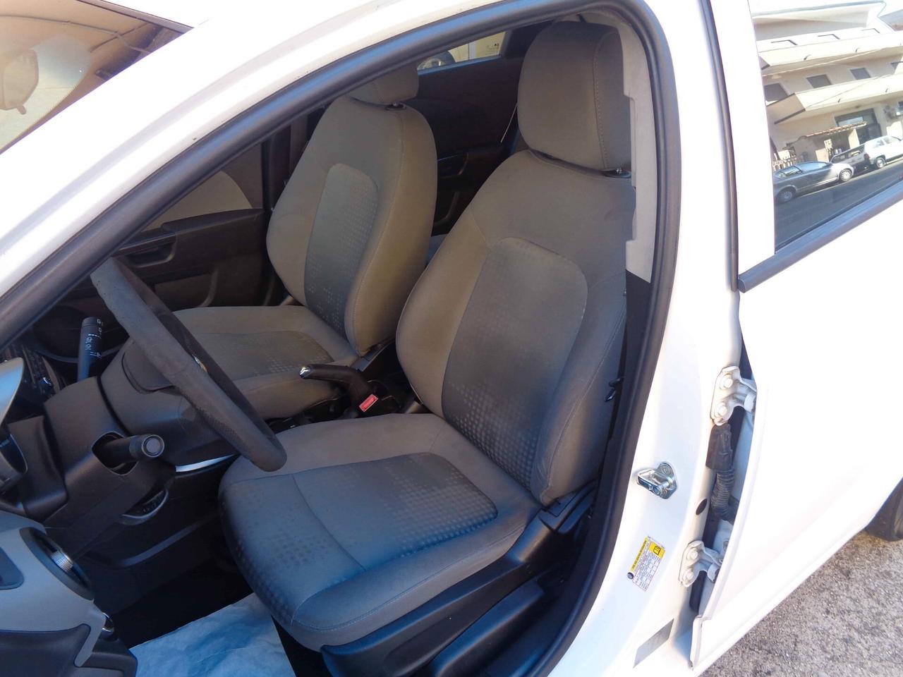 Chevrolet Aveo 1.2 70CV 5 porte (Neopatentati)