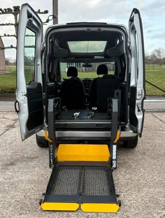 FIAT DOBLO DOBLÒ 1.6D ALLESTIMENTO PER DISABILI CON CAROZZINA