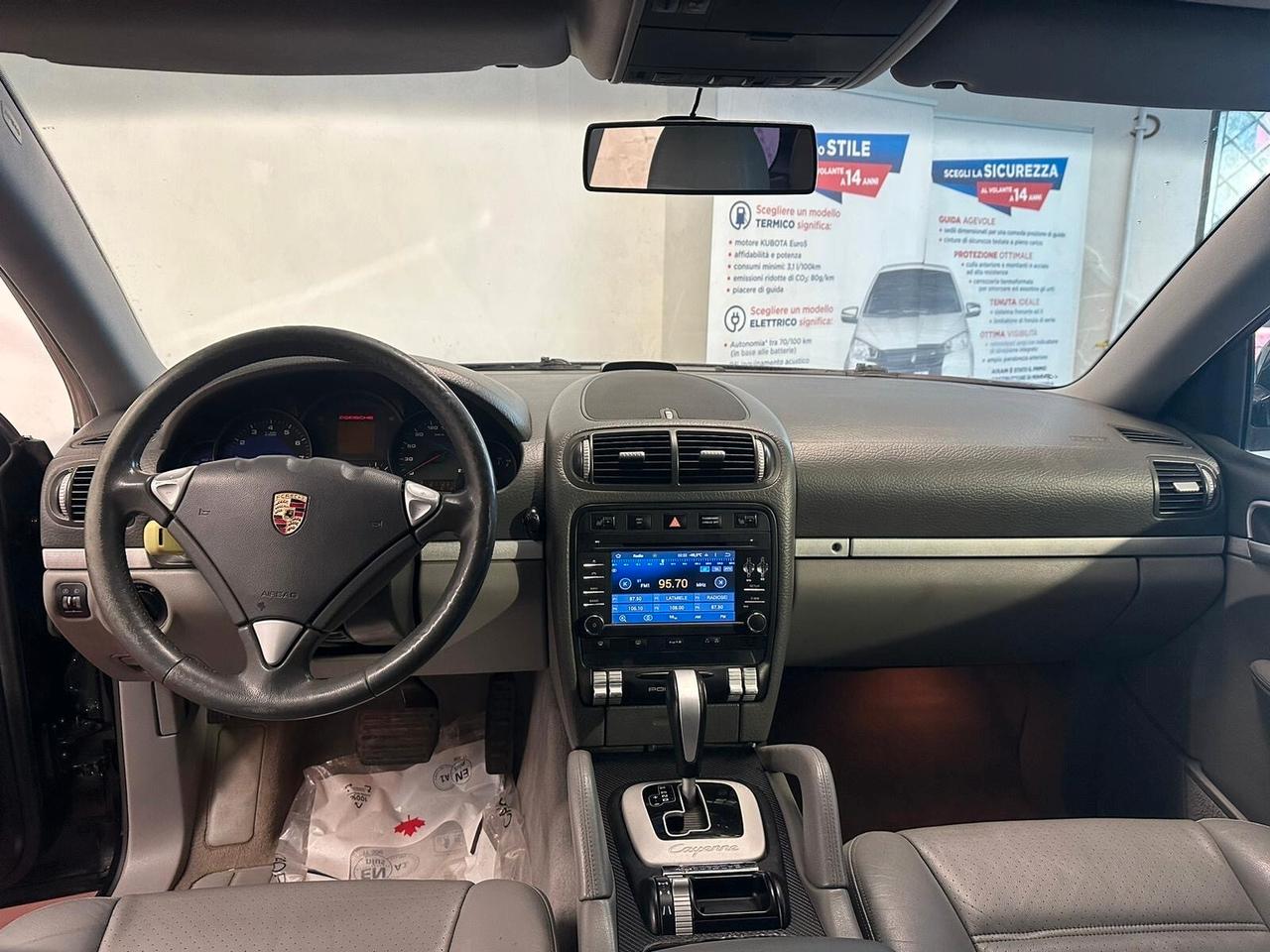 Porsche Cayenne 3.2 V6 cat GPL