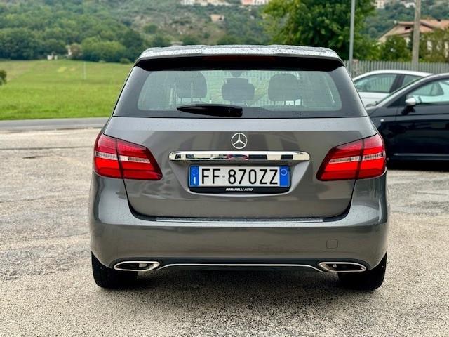 Mercedes-benz B 180 B 180 d Automatic Premium