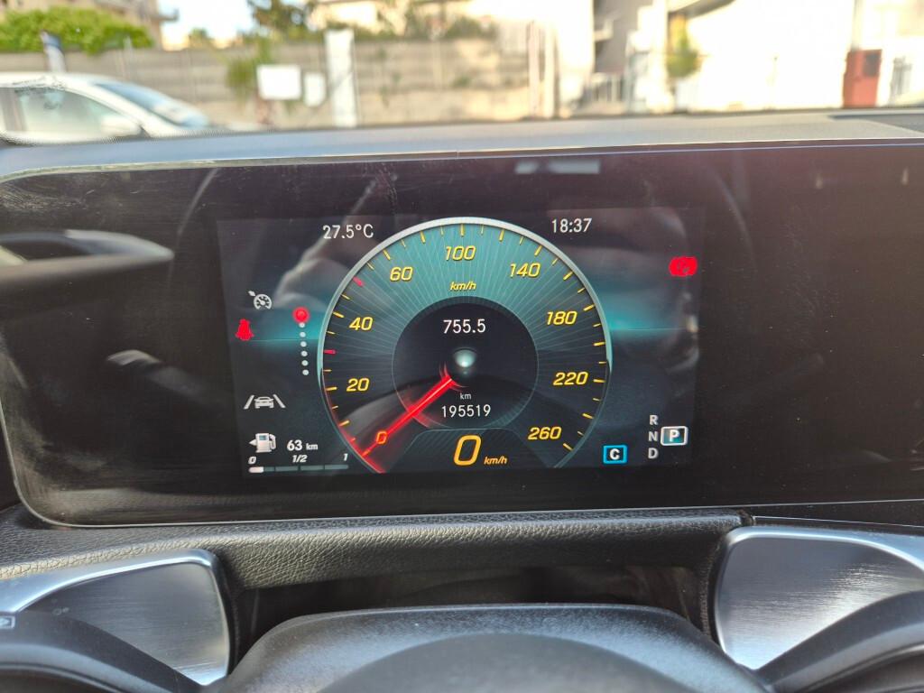 Mercedes GLB 180 d Automatic Sport con Garanzia