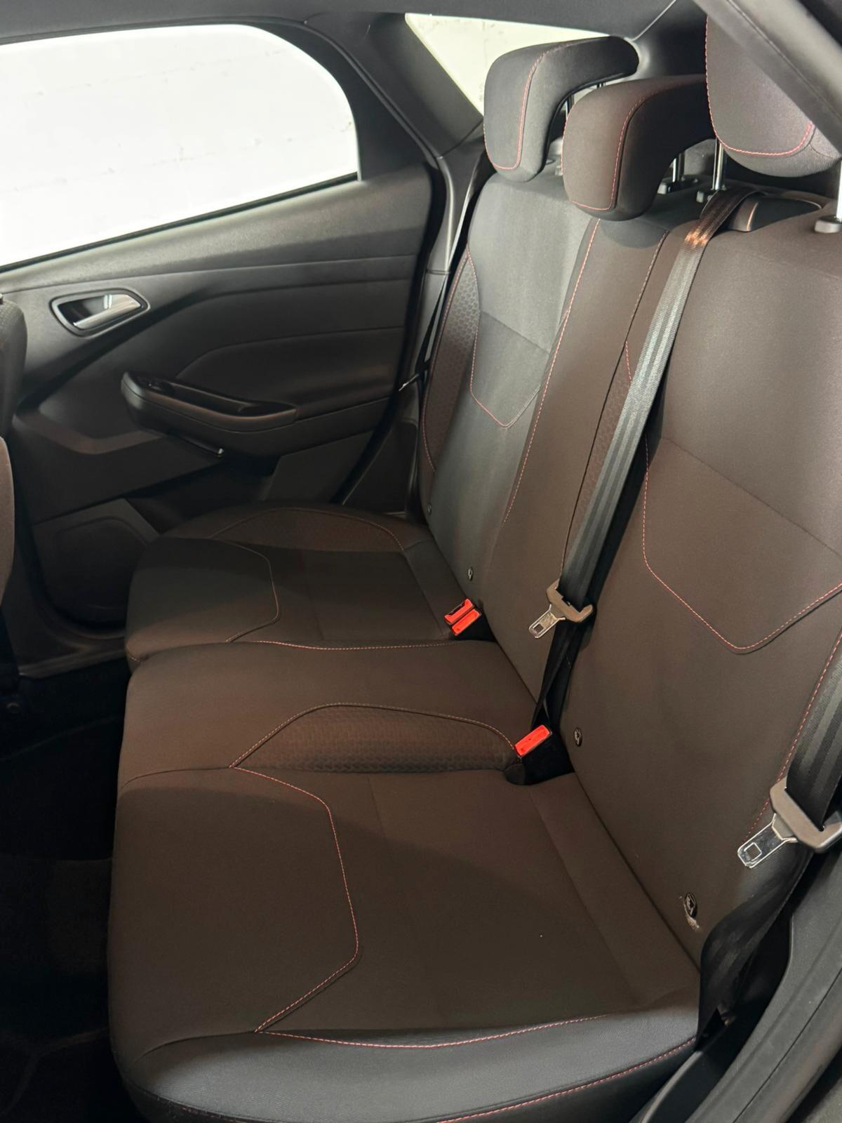 Ford Focus 1.5 TDCi 120 CV Start&Stop ST Line Business