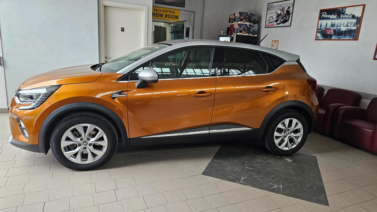 Renault Captur Hybrid E-Tech 145 CV Zen