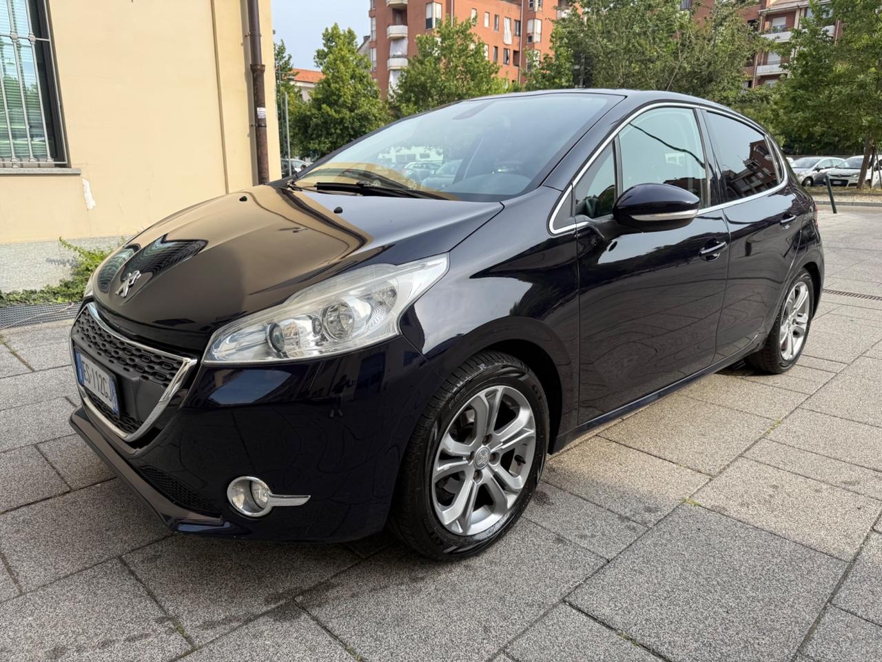 PEUGEOT 208 1.2 82 CV 2013 ALLURE
