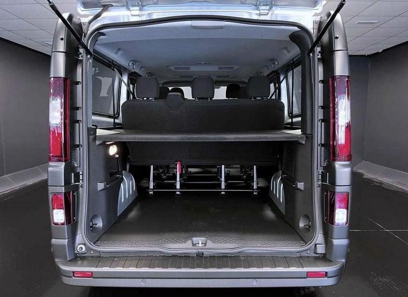 Nissan Primastar Primastar 30 2.0 dCi 150CV PL-TN Bus N-Connecta