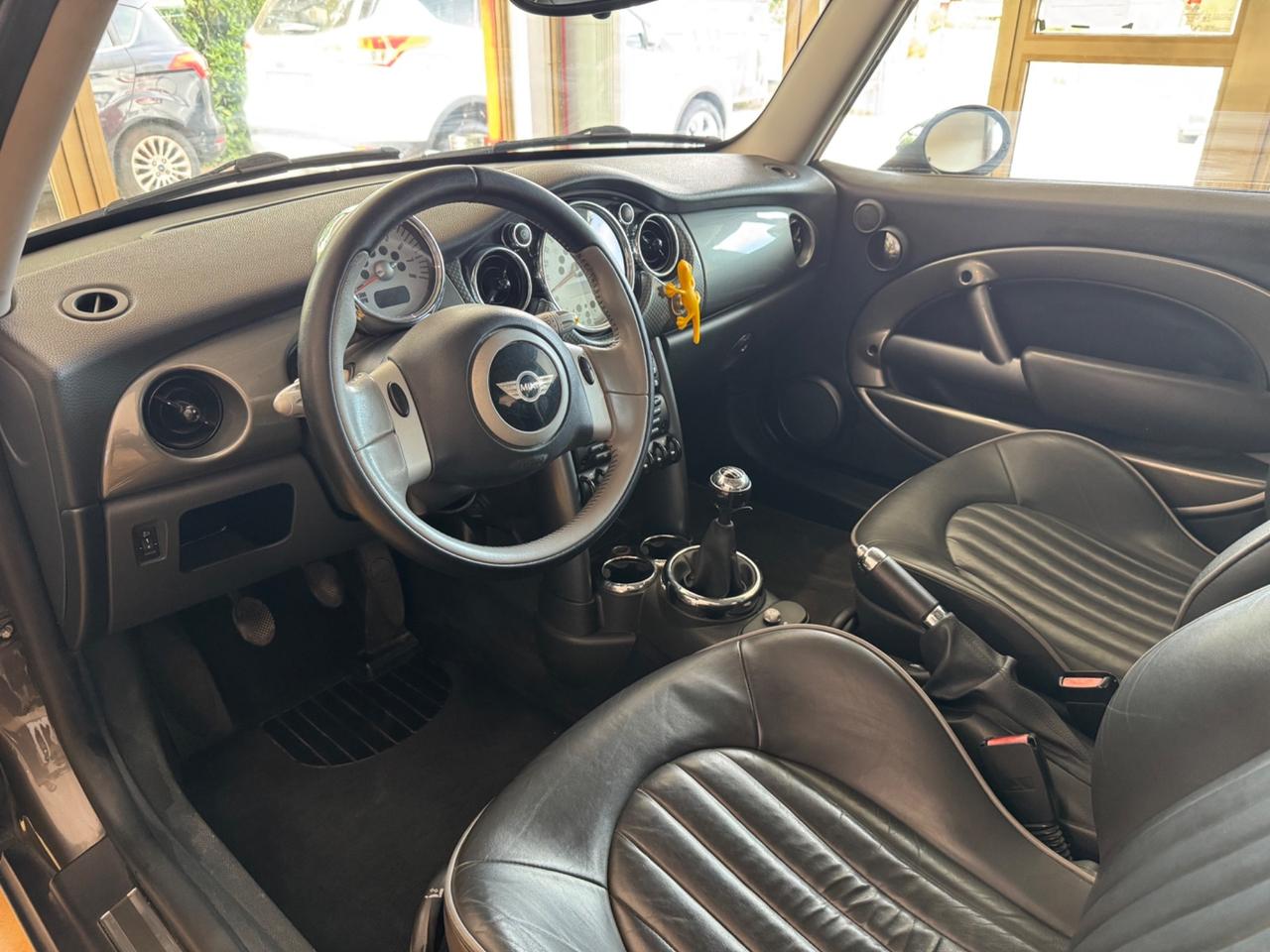 Mini 1.6 16V One Park Lane