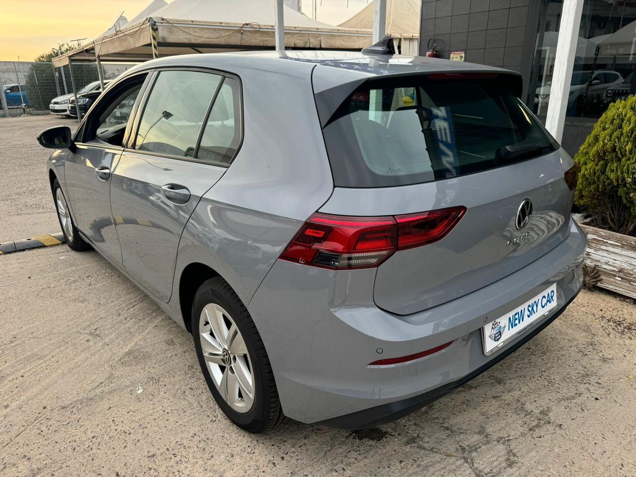Volkswagen Golf 1.0 TSI EVO Life IVA ESPOSTA