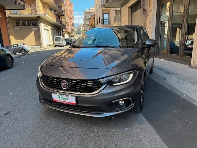 Fiat Tipo 1.3 Mjt 5 porte Lounge in Garanzia