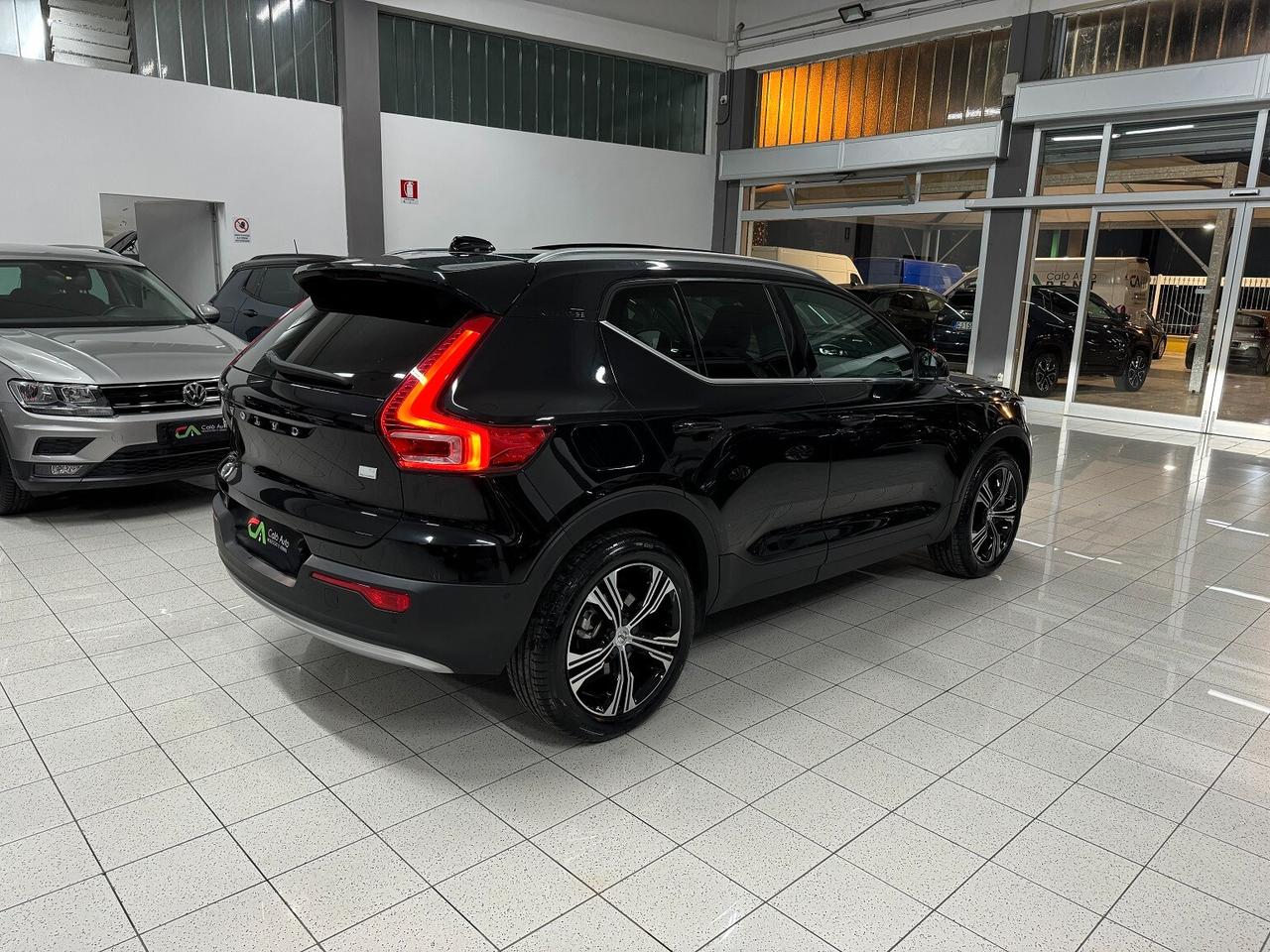 XC40 T4 Recharge Hybrid Inscription TETTO PARI NUOVO