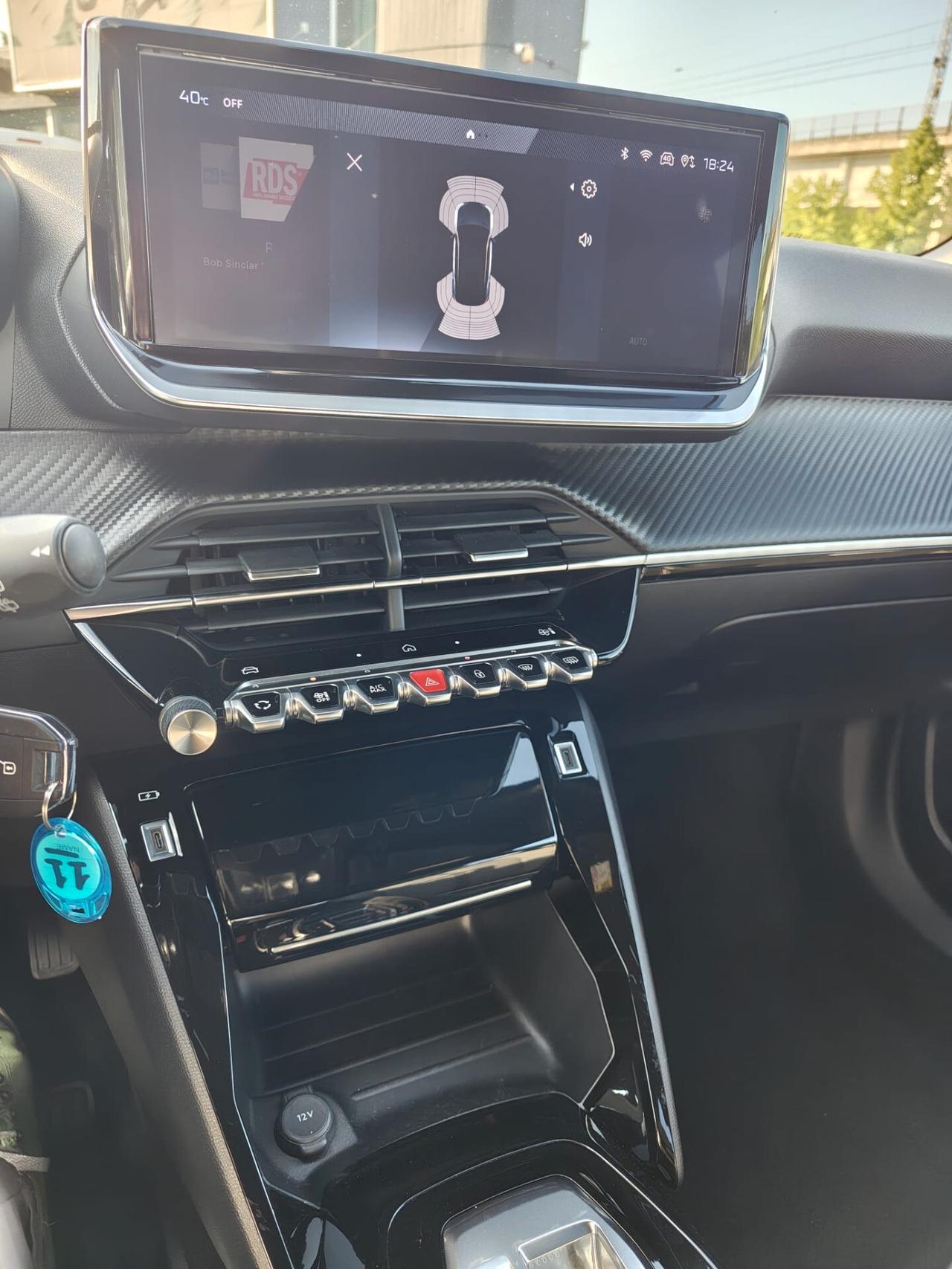 Peugeot 2008 PureTech 130 S&S EAT8 Allure