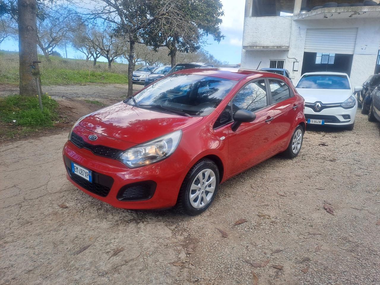 Kia Rio 1.1 CRDi WGT 5p. EX km 130mila