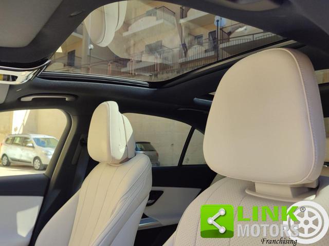 MERCEDES-BENZ E 220 d Mild hybrid AMG Line Premium Plus