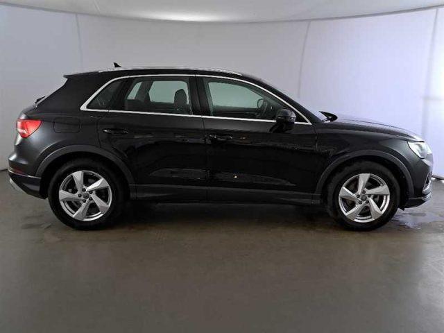 AUDI Q3 35 TDI S tronic Business Advanced