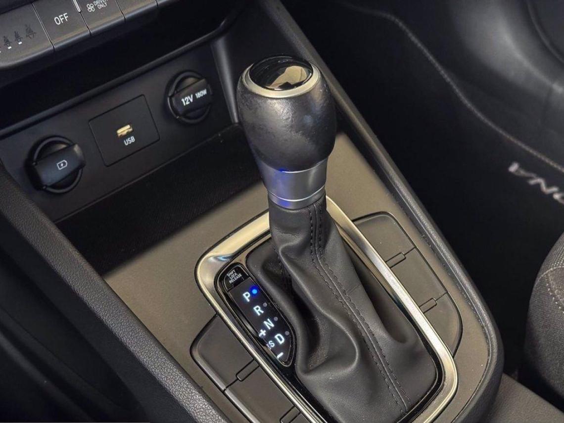 HYUNDAI Kona 1 6 gdi hev xclass 2wd 141cv dct
