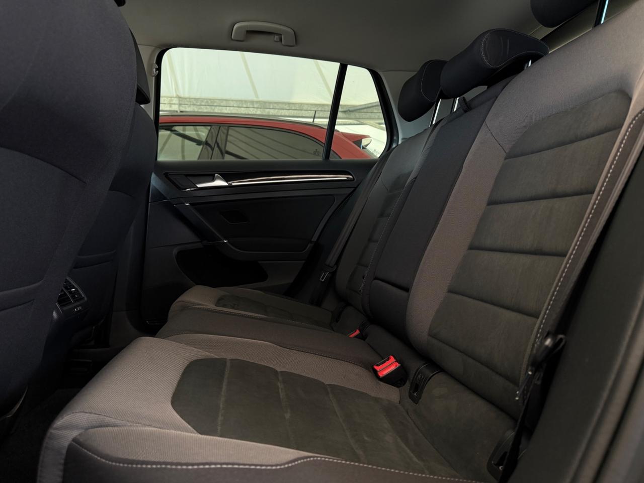 Volkswagen Golf 1.6 TDI 115 CV DSG COCKPIT