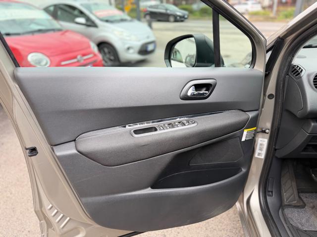 PEUGEOT 5008 2.0 HDi 150CV BUSINESS PERFETTO