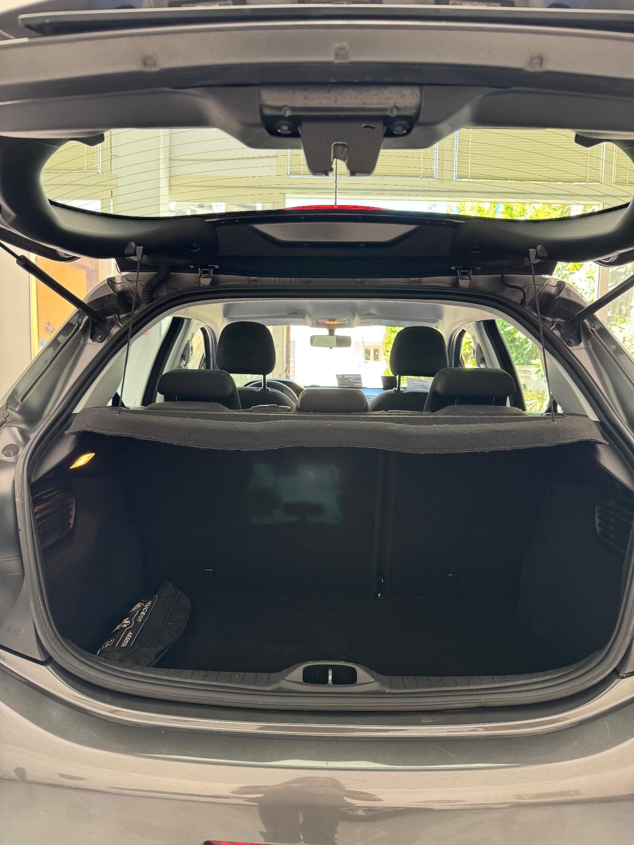 Peugeot 208 PureTech 82 5 porte Allure