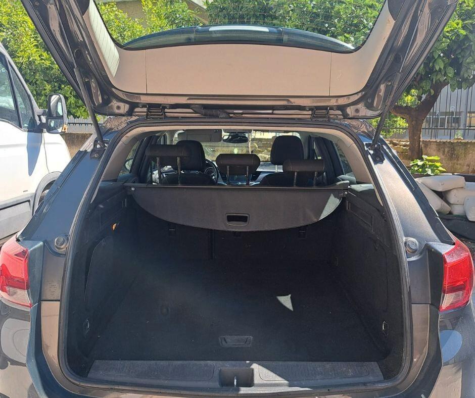 Opel Astra station wagon