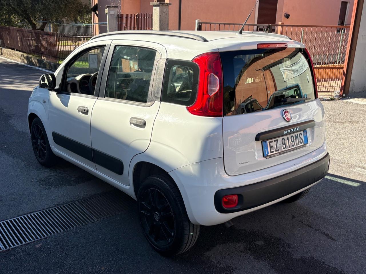 Fiat Panda 0.9 TwinAir Turbo Natural Power Lounge
