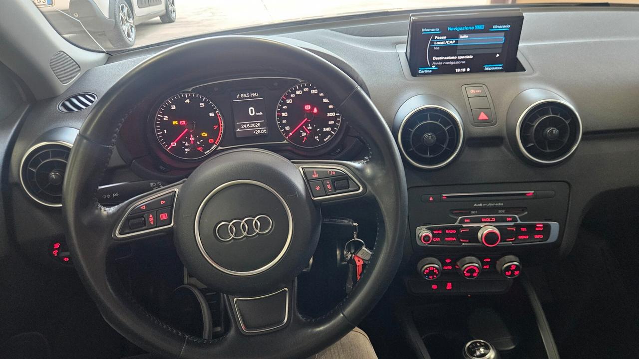 Audi A1 1.0 TFSI ultra Admired