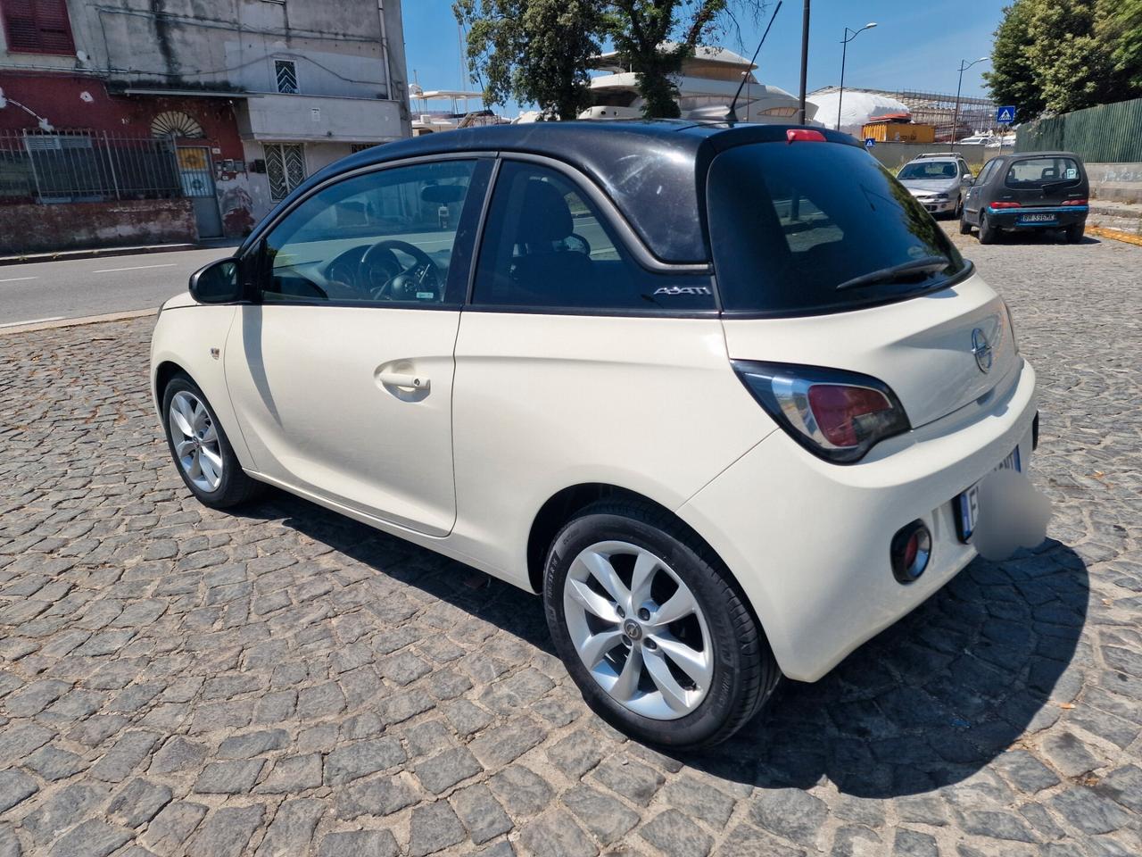 Opel Adam 1.4 87 CV GPL Tech Slam
