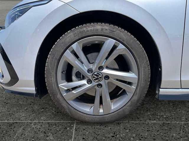 Volkswagen Golf 8ª serie 1.5TSI 130CV R-Line - NEOPATENTATI