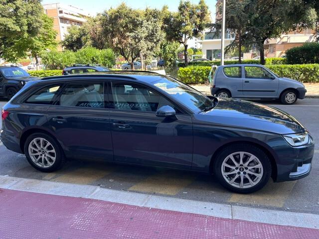 Audi A4 Avant 40 TDI S tronic Business