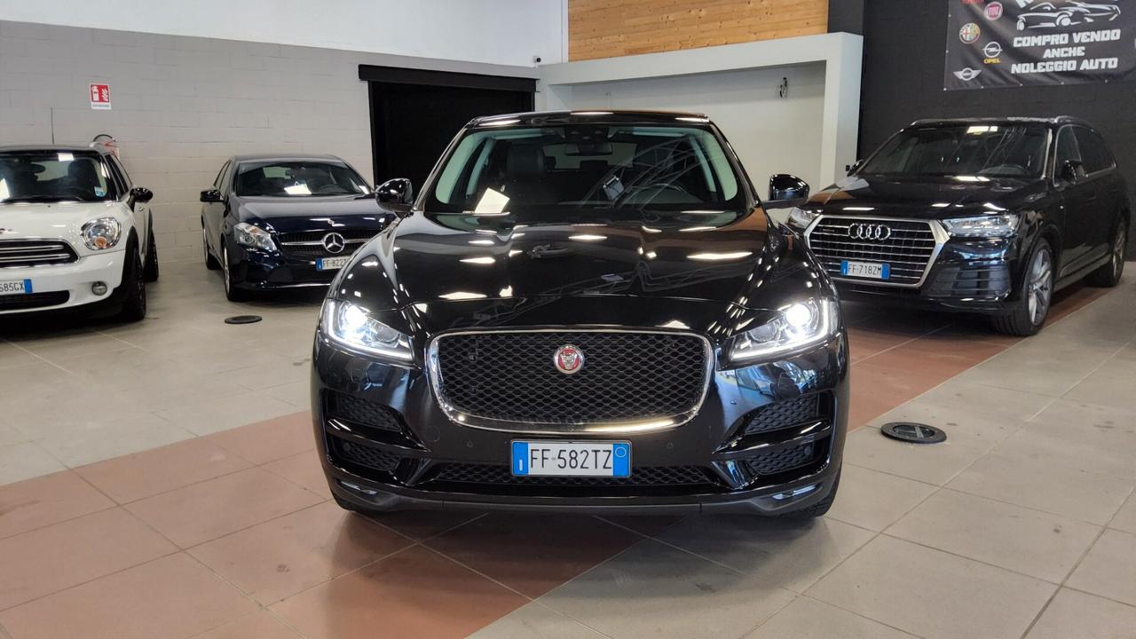 Jaguar F-Pace 2.0 D 180 CV AWD Prestige