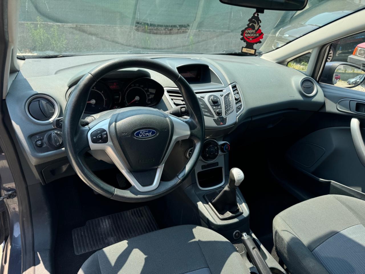 Ford Fiesta 1.4 3 porte Bz.- GPL Titanium