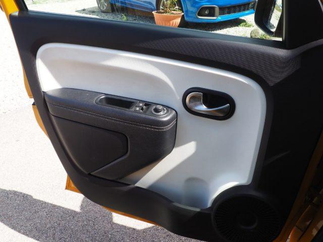RENAULT Twingo 1000 SCE INTENS 65CV CARPLAY CAMERA PDC ITALIA