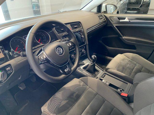 VOLKSWAGEN Golf 1.4 TGI 5p. R-Line Unico Proprietario