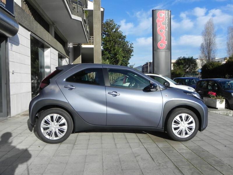 Toyota Aygo X 1.0 VVT-i 72 CV 5 porte Active S-CVT