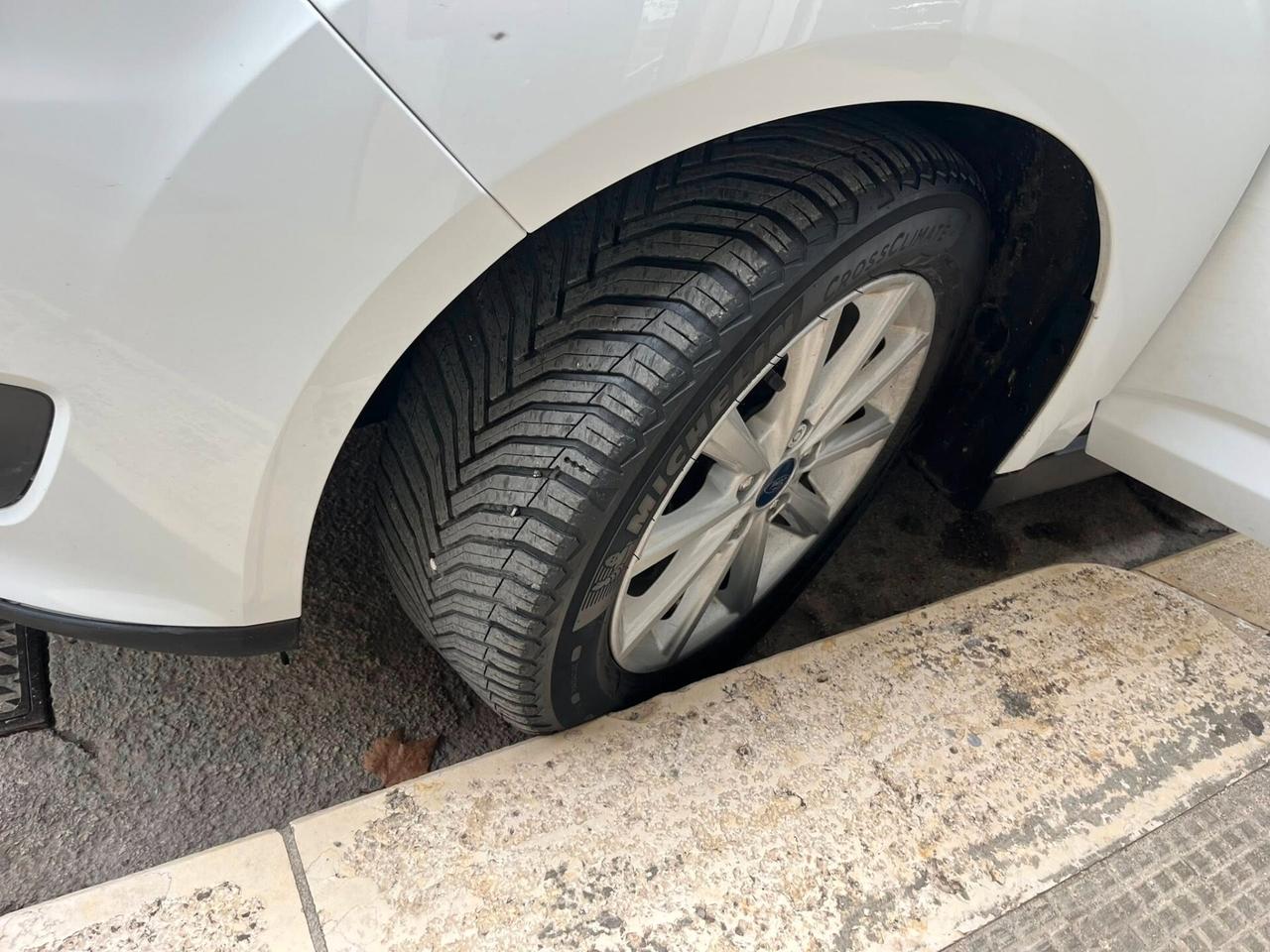 Ford C-Max 1.5 tdci Titanium