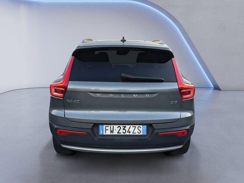 Volvo XC40 D3 2.0 Momentum 150 CV
