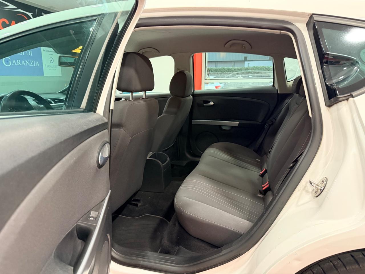 Seat Leon 1.6 TDI CR 105CV UNICO PROPRIETARIO OK NEOPATENTATI