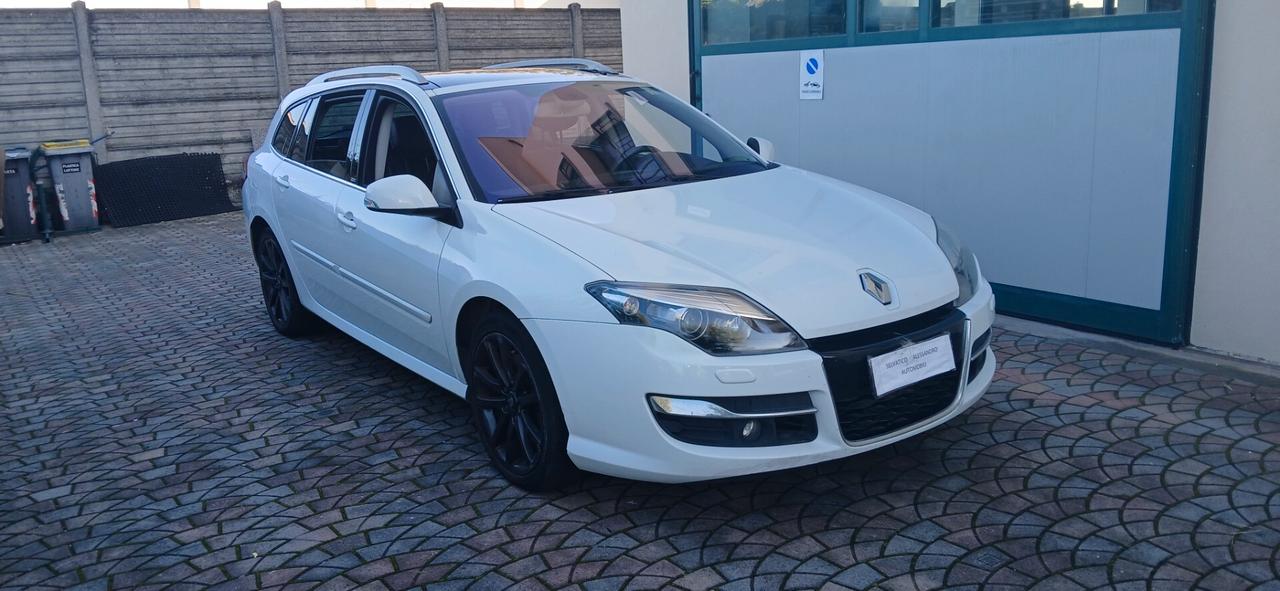 Renault Laguna 2.0 dCi 150CV SporTour Nav