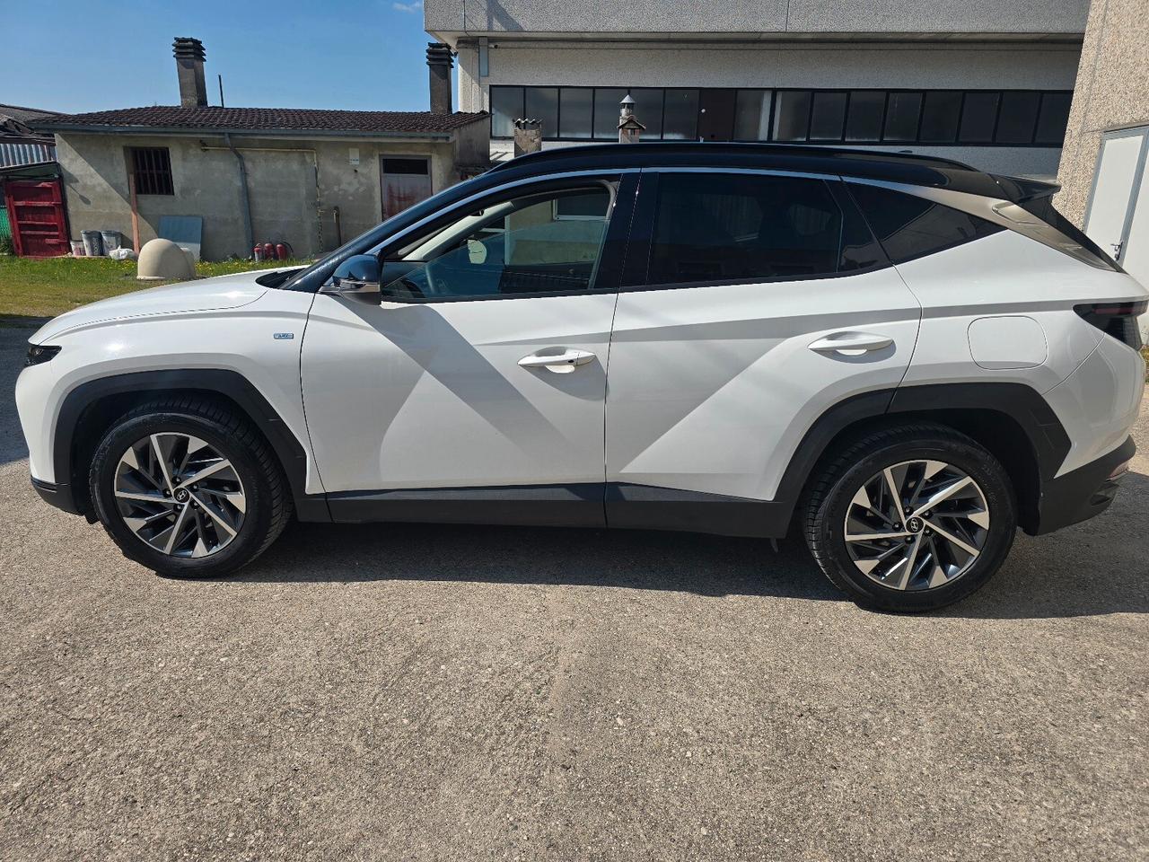 Hyundai Tucson X line