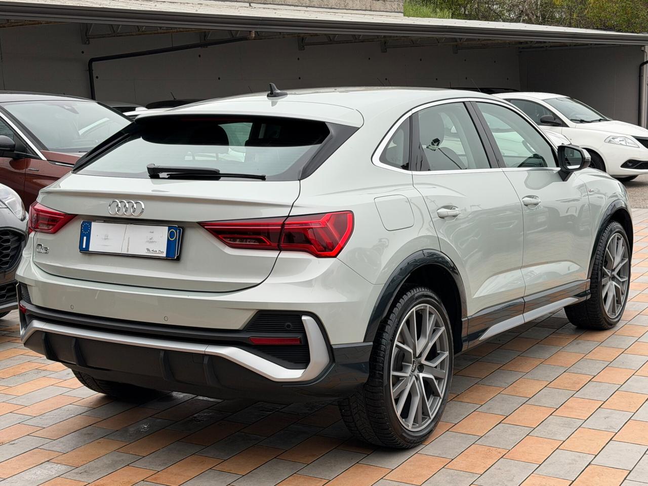 Audi Q3 SB 35 2.0 TDI 150 cv. S Tronic LINE EDITION