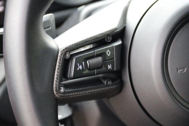 PORSCHE 911 992 Carrera 4 GTS Orange Lava