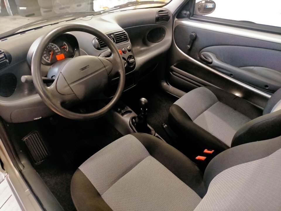 FIAT 600 1.1 UNICO PROPRIETARIO 18.000 KM