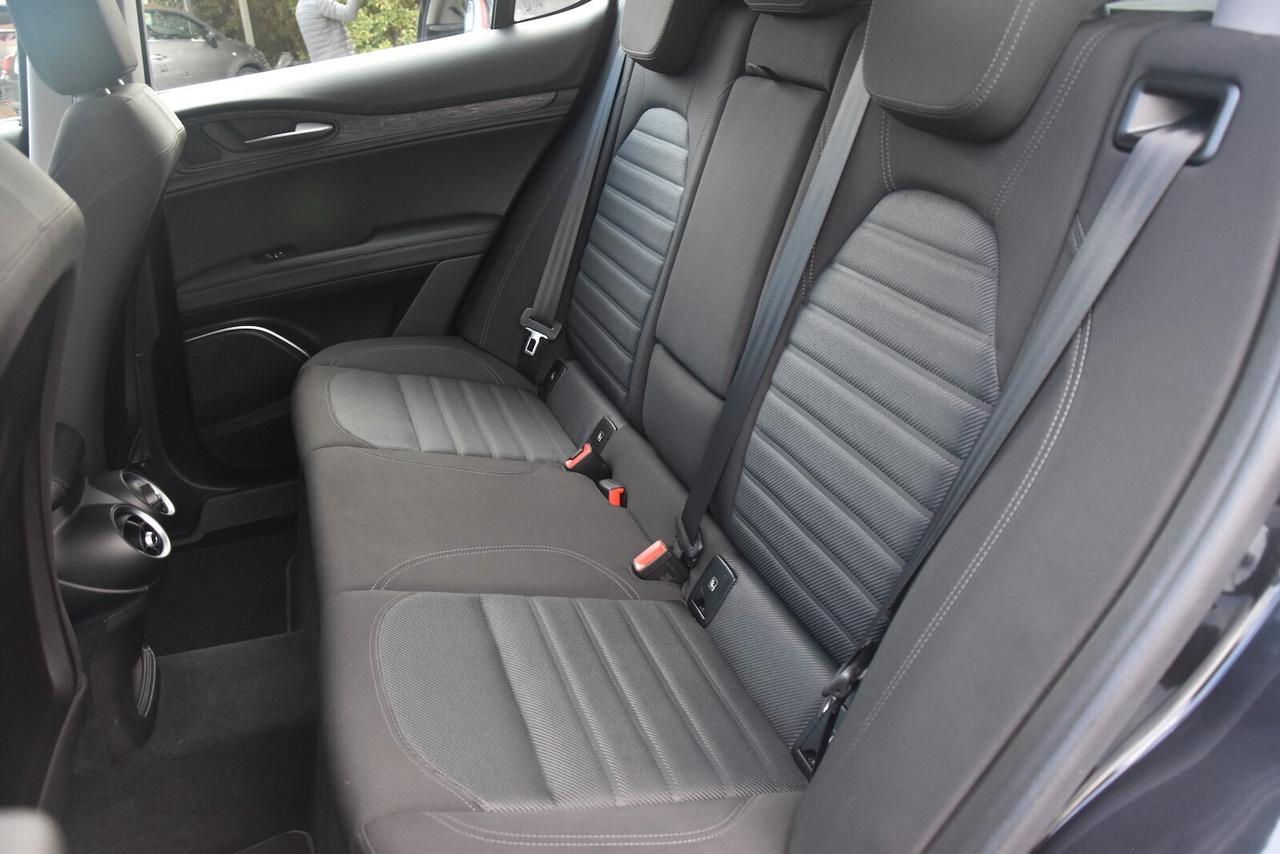 Alfa Romeo Stelvio 2.2 Turbodiesel 160cv AT8 Super