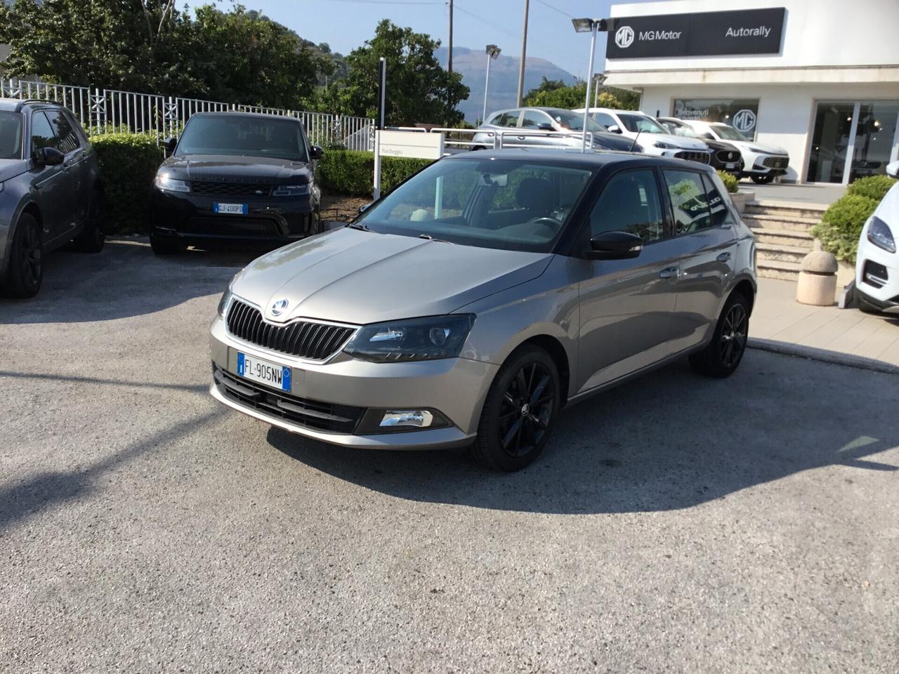 Skoda Fabia 1.0 MPI 60 CV Twin Color Design Edition Argento