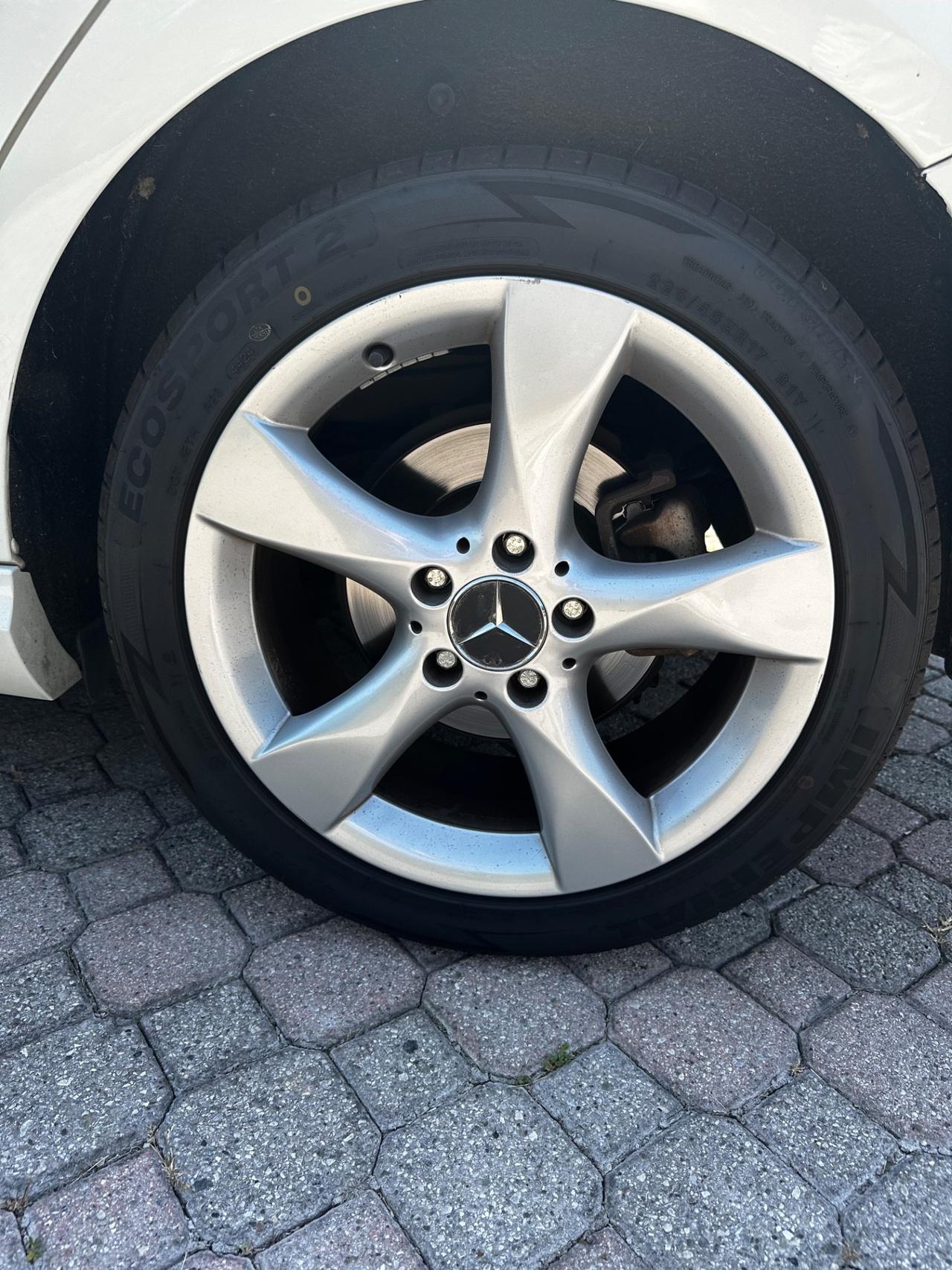 Mercedes-benz B 180 CDI BlueEFFICIENCY Premium