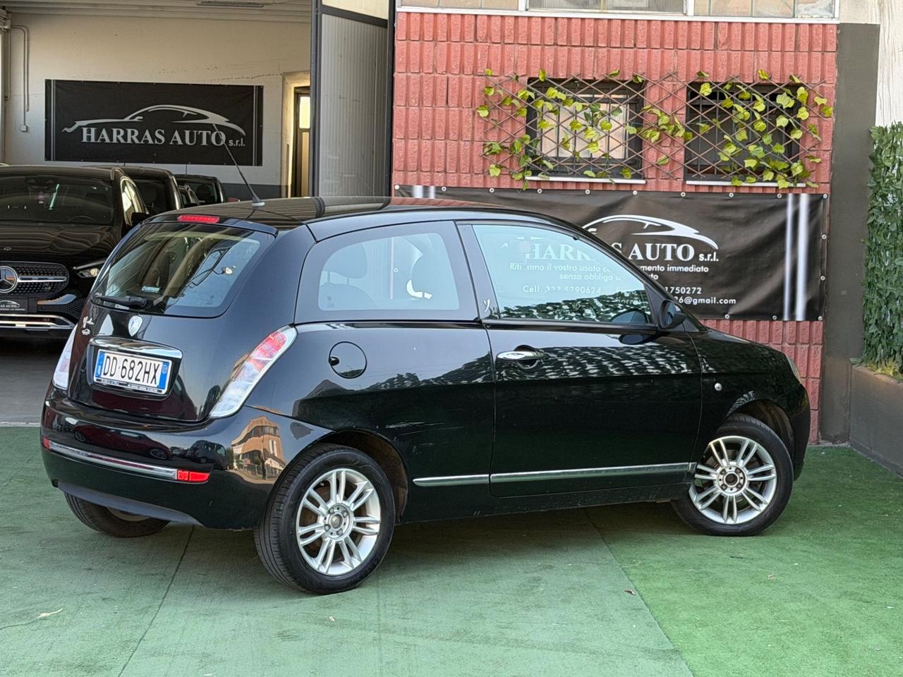 Lancia Ypsilon 1.2 Argento